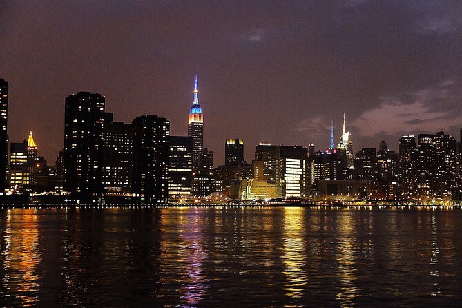 Circle Line: 2hr - New York City Harbor Lights Cruise - The Statue of Liberty after dark