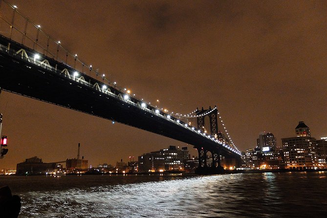 Circle Line: 2hr - New York City Harbor Lights Cruise - Brooklyn Bridge and the harbor lights