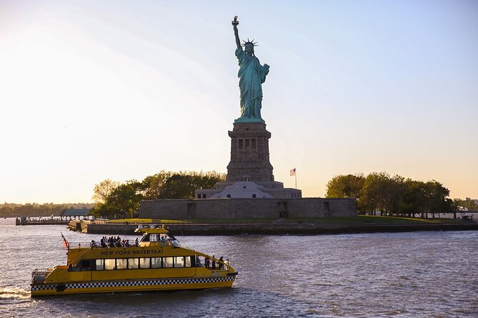 Circle Line: New York City Statue of Liberty Super Express Cruise - Indoor comfort or outdoor photos