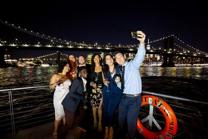 City Cruises New York: Bateaux Premier Dinner Cruise - One World Trade Center and Lower Manhattan after dark