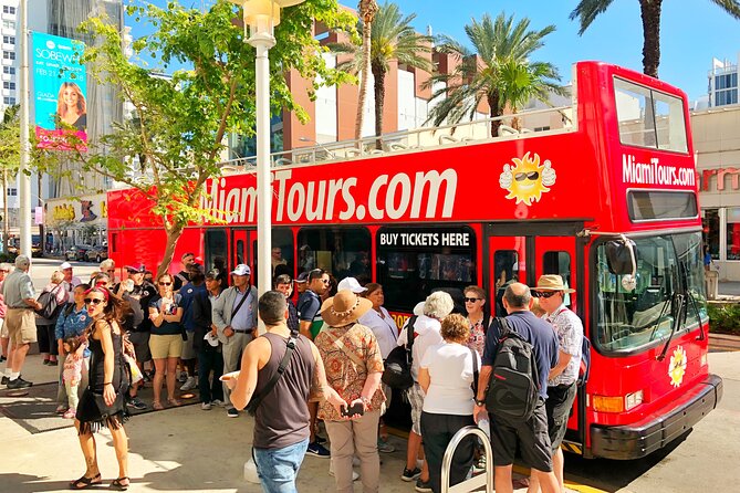 City Half Day Tour of Miami by Bus with Sightseeing Cruise - The 90-minute Star Island cruise