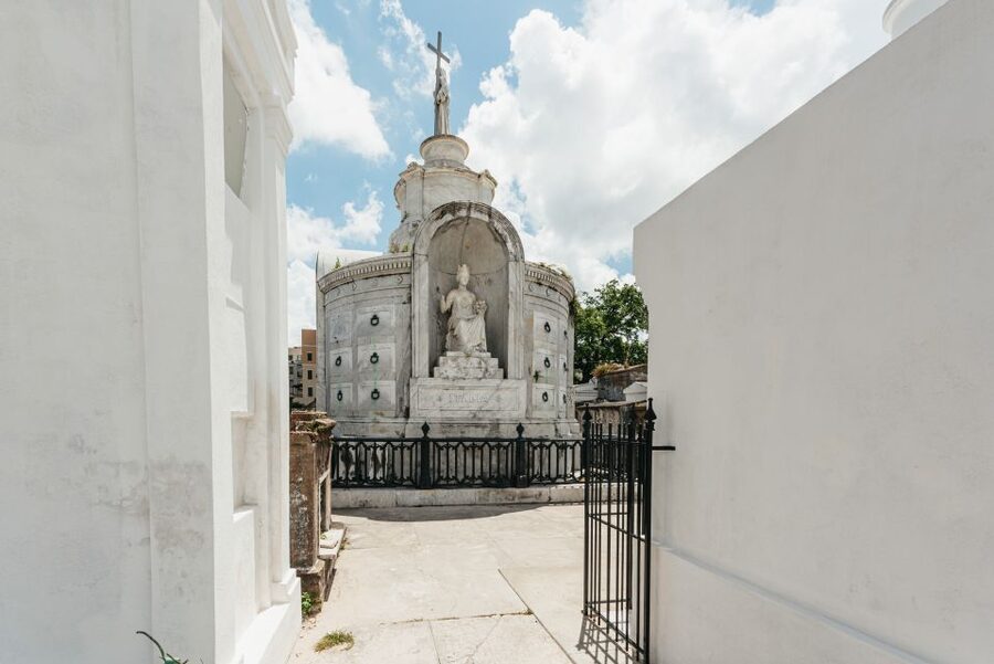 City Sightseeing New Orleans HOHO Bus Tour & Bookable Extras - Stops 10 to 15: Museums, Magazine Street, and St. Charles Avenue