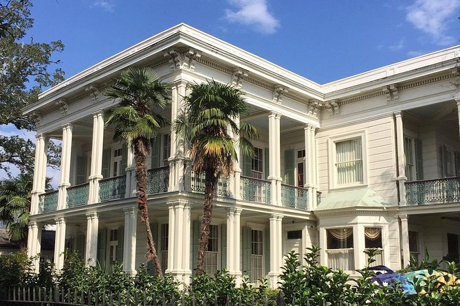 City Tour of New Orleans with Pickup - The Warehouse District and former American Sector