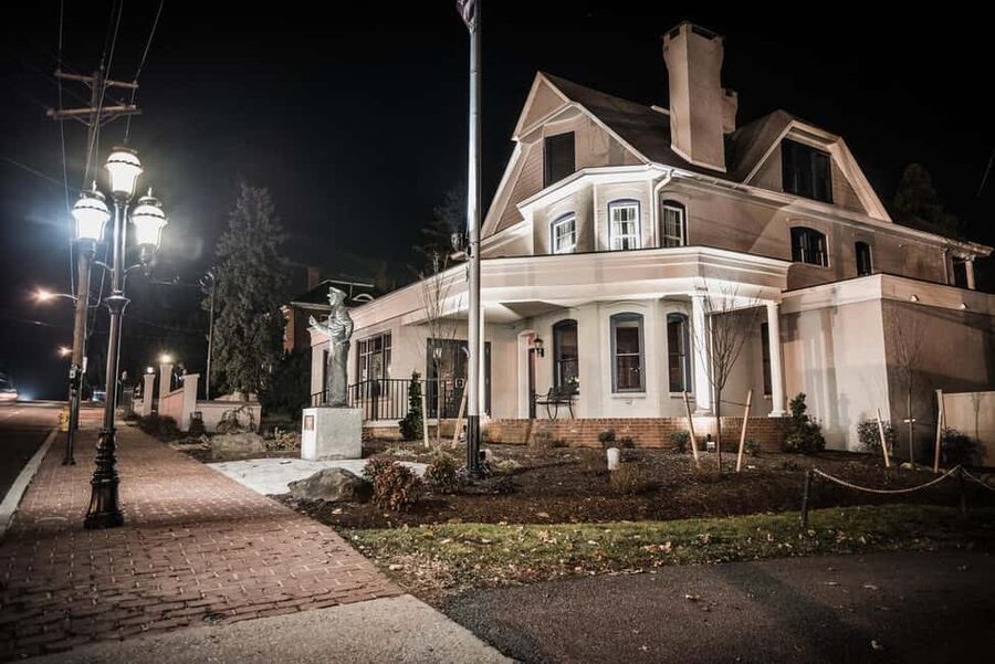 Civil War Ghosts: Echoes of the Fallen Gettysburg Ghost Tour - What $24 buys you