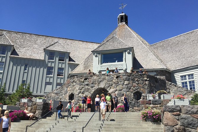 Columbia River Gorge Waterfalls & Mt Hood Tour from Portland, OR - The guide can make or break the experience