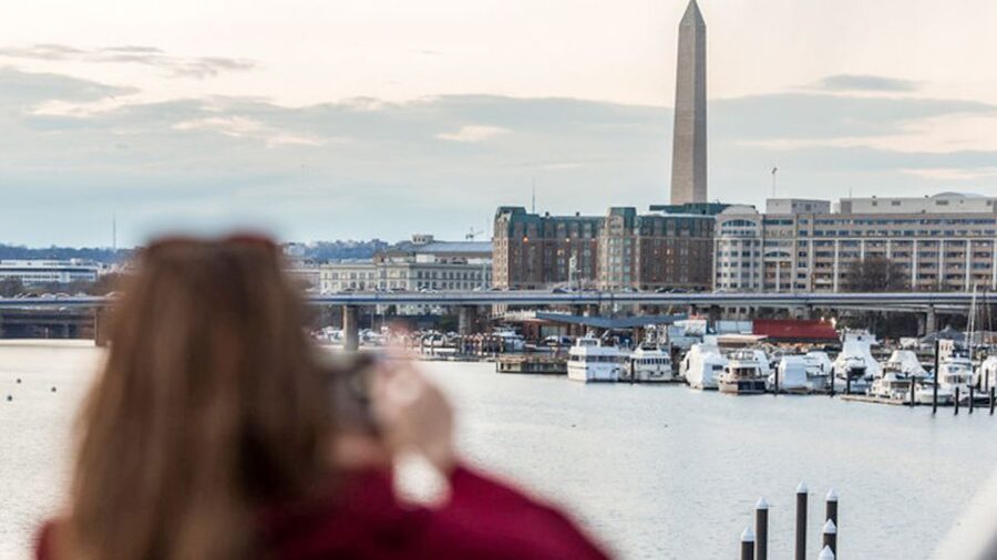 DC: City Cruises Buffet Brunch, Lunch, or Dinner Cruise - The meal: generous, practical, and not fine dining