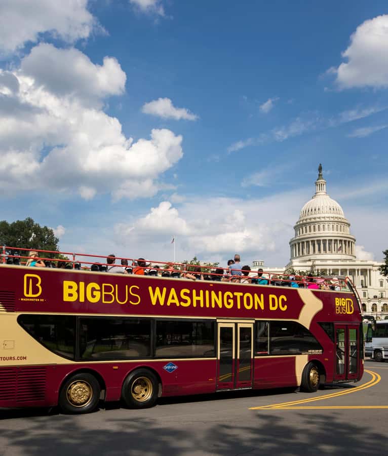 DC: Hop-on Hop-off Tour by Open-top Bus with 17 Stops - Lincoln, Vietnam, and the Reflecting Pool