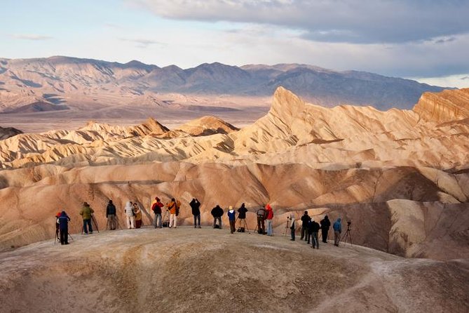Death Valley Sunset and Stargazing Tour from Las Vegas - The wait for stars near Death Valley Junction