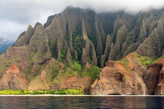 Deluxe Na Pali Morning Snorkel Tour on the Lucky Lady - Key points to know before booking