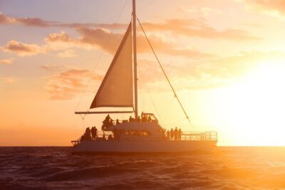 Deluxe Na Pali Sunset Tour on the Lucky Lady