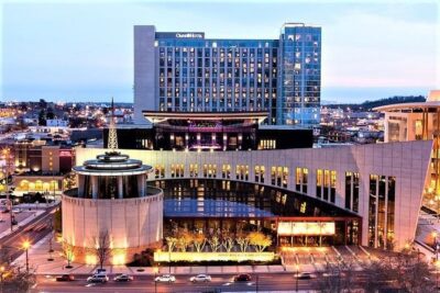 Discover Nashville City Tour with Entry to Ryman & Country Music Hall of Fame