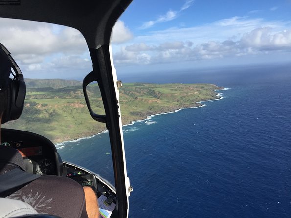Doors Off West Maui and Molokai 45 minute Helicopter Tour - Doors-off rules that affect your comfort