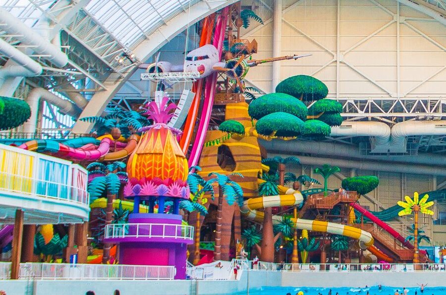 East Rutherford: Dreamworks Indoor Water Park Entry Ticket - Wave Pool, Lazy River, and Surf Time