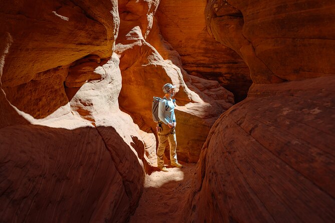 East Zion: Coral Sands Half-day Canyoneering Tour - Who should choose this adventure