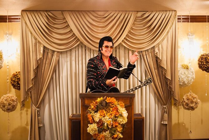 Elvis Themed Wedding or Vow Renewal at Graceland Wedding Chapel - Key points to know before booking