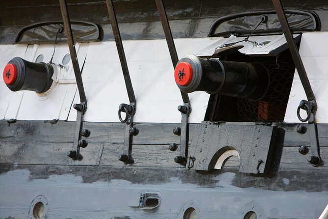 Entire Freedom Trail Walking Tour: Includes Bunker Hill and USS Constitution - Copp’s Hill, Bunker Hill, and the cost of battle