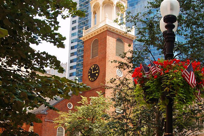 Entire Freedom Trail Walking Tour: Includes Bunker Hill and USS Constitution - King’s Chapel and the early fight over religious power