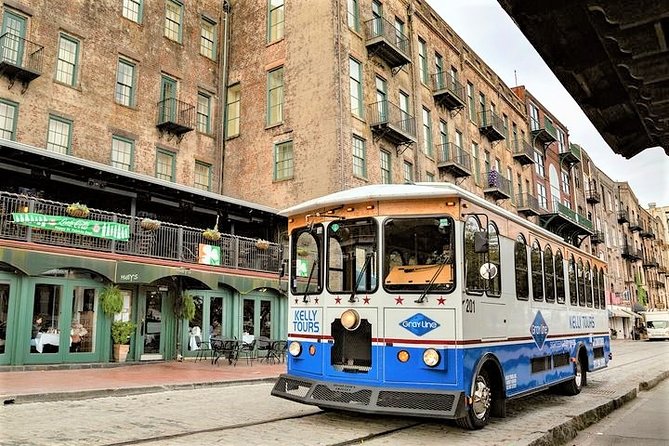 Explore Savannah Sightseeing Trolley Tour with Bonus Unlimited Shuttle Service - Why a trolley is a smart first look at Savannah