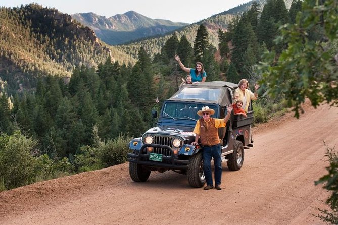 Foothills, History, and Garden of the Gods Jeep Tour - Garden of the Gods: the visual centerpiece
