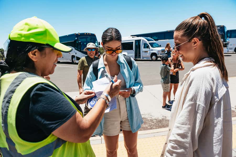From Las Vegas: Grand Canyon South Rim Day Trip - What the guides add to the road day