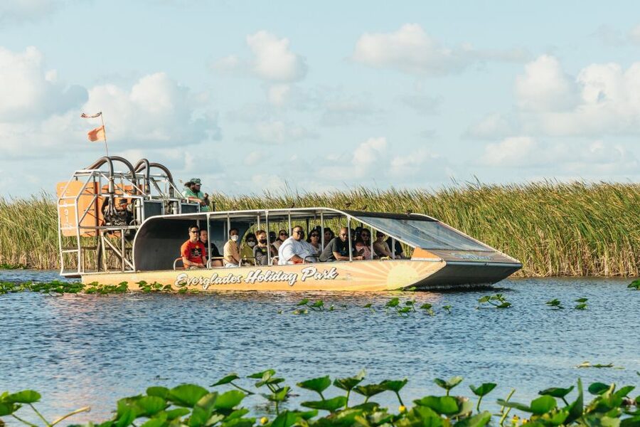 From Miami: Everglades Airboat, Wildlife Show & Bus Transfer - Quick points before you book