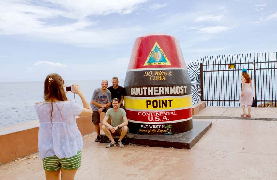 From Miami: Key West Day Tour by Motor Coach Bus - What the Guides Add to the Day