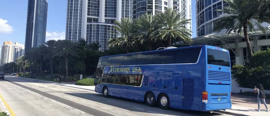 From Miami: Key West Day Tour by Motor Coach Bus - Arriving in Key West With About Six Hours