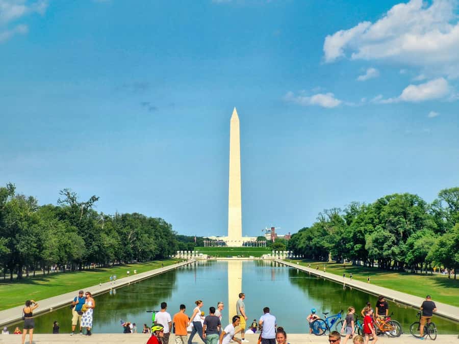 From New York City: Washington and Philadelphia 1-Day Tour - Washington, DC: monuments, memorials, and presidential power
