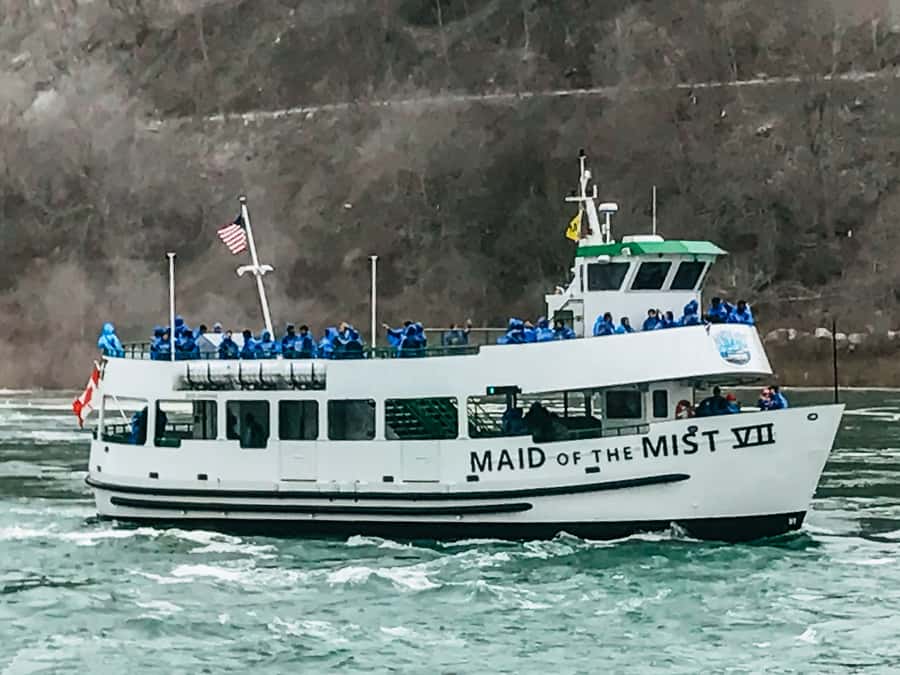 From NYC: 1-Day Niagara Falls Tour - Cave of the Winds, trolley rides, and free time