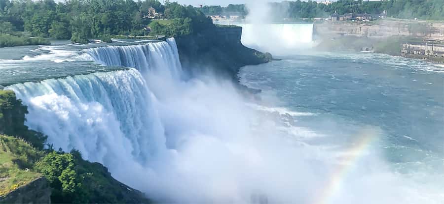 From NYC: 1-Day Niagara Falls Tour - Lunch and the long return to Manhattan