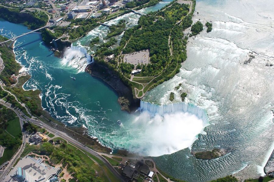 From NYC: Niagara Falls Full-Day Tour with Maid of the Mist - Lunch, shopping, and the limits of free time