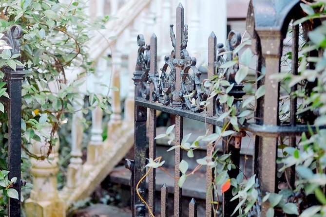 Genteel and Bard's Savannah History Walking Tour - The guides make the biggest difference