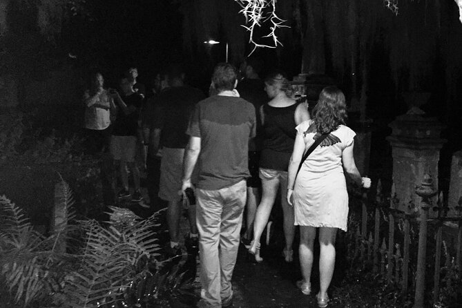 Ghosts of Charleston Night-Time Walking Tour with Unitarian Church Graveyard - Practical advice for a smoother night