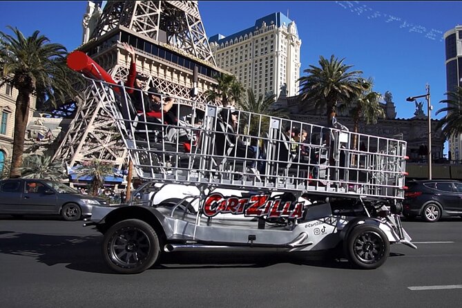Giant Shopping Cart Limo Ride in Las Vegas - The Welcome sign is the ride’s photo target