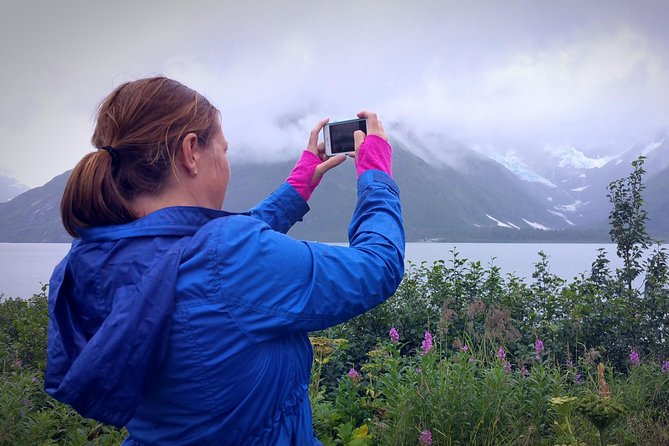Glacier Hike on Matanuska Glacier - Best Vacation Value - Getting Ready at Matanuska Glacier State Recreation Site