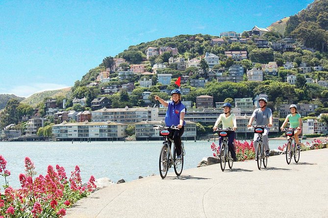 Golden Gate Bridge Guided Bicycle or E-Bike Tour from San Francisco to Sausalito - Pedaling through the Presidio adds depth