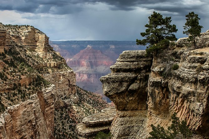 Grand Canyon Deluxe Day Trip from Sedona - Yavapai Point and your first Grand Canyon view