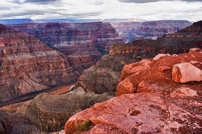 Grand Canyon West + Hoover Dam Photo Stop + Optional Skywalk Tour - Breakfast, lunch, and the smarter food choice