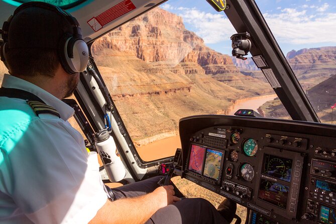 Grand Canyon West Rim by Coach with Helicopter Tour and Meals - Is $530 a fair price?