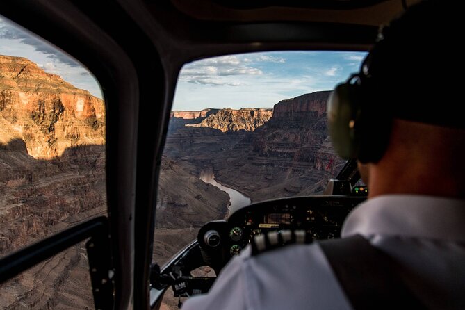 Grand Canyon West Rim Luxury Helicopter Tour from Las Vegas - The return route and the Las Vegas Strip