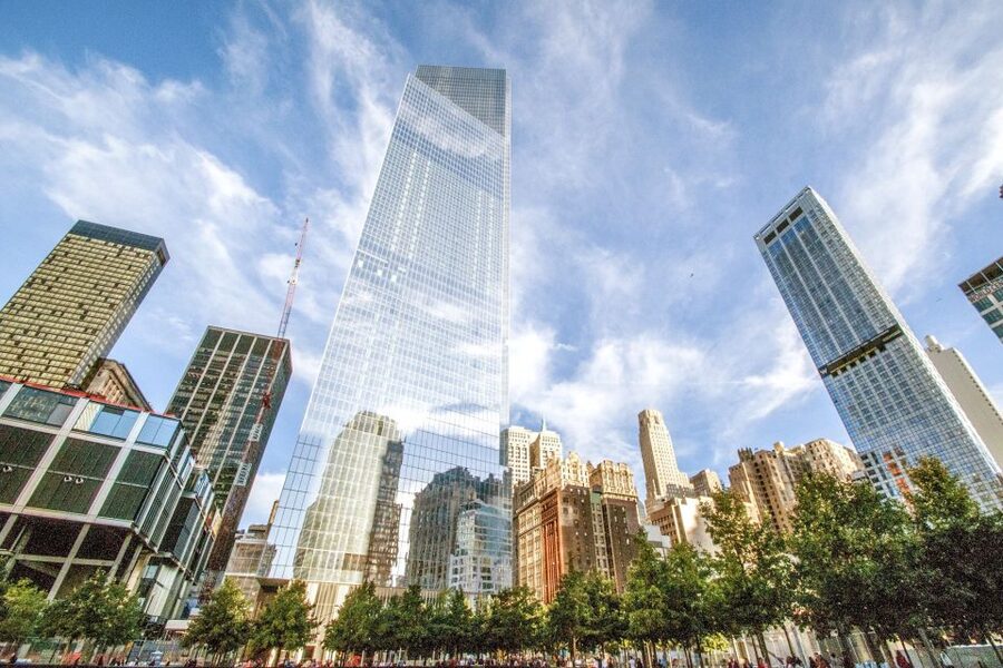 Ground Zero 9/11 Memorial Tour & Optional 9/11 Museum Ticket - Seventy-five minutes beside the 9/11 Memorial pools
