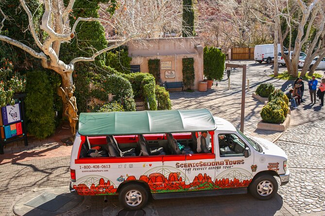 Half-day Sedona Sightseeing Tour - One hour at Tlaquepaque Arts and Shopping Village