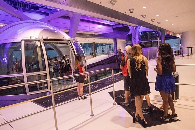 Happy Half Hour on The High Roller at The LINQ - Boarding the Happy Half Hour pod