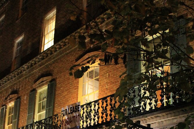 Haunted Savannah Booze and Boos Ghost Walking Tour - Four bars with a side of Savannah history
