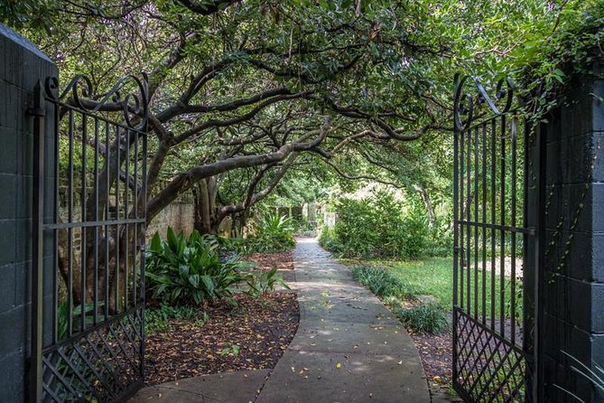 Hidden Alleyways and Historic Sites Small-Group Walking Tour - The French Quarter and stories between the landmarks