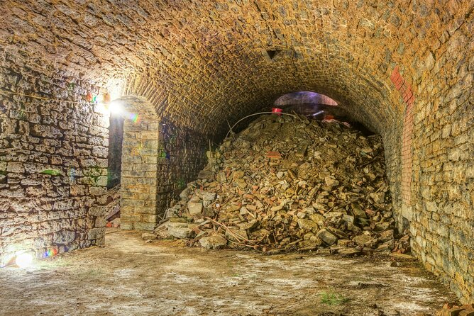 Hidden Brewery Caverns Tour in Cincinnati with Beer Tasting - Inside the closed Jackson Brewery tunnels