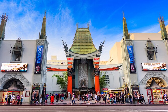 Hollywood and Celebrity Homes Bus Tour - Celebrity homes: fun stories, limited proof