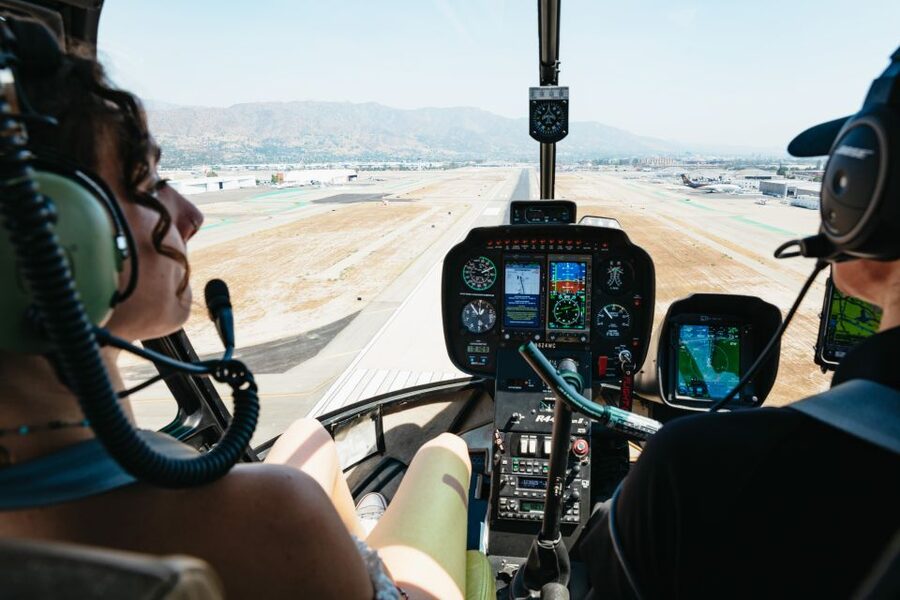 Hollywood & Beverly Hills Celebrity Helicopter Tour - Hollywood Hills, Mulholland Drive, and Laurel Canyon
