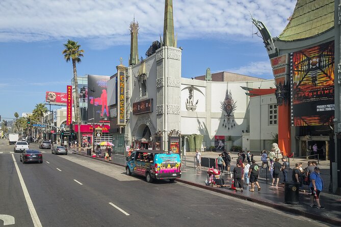 Hollywood, Beverly Hills & Celebrity Homes Tour by Open Air Bus - Rodeo Drive and the Beverly Hills shopping district