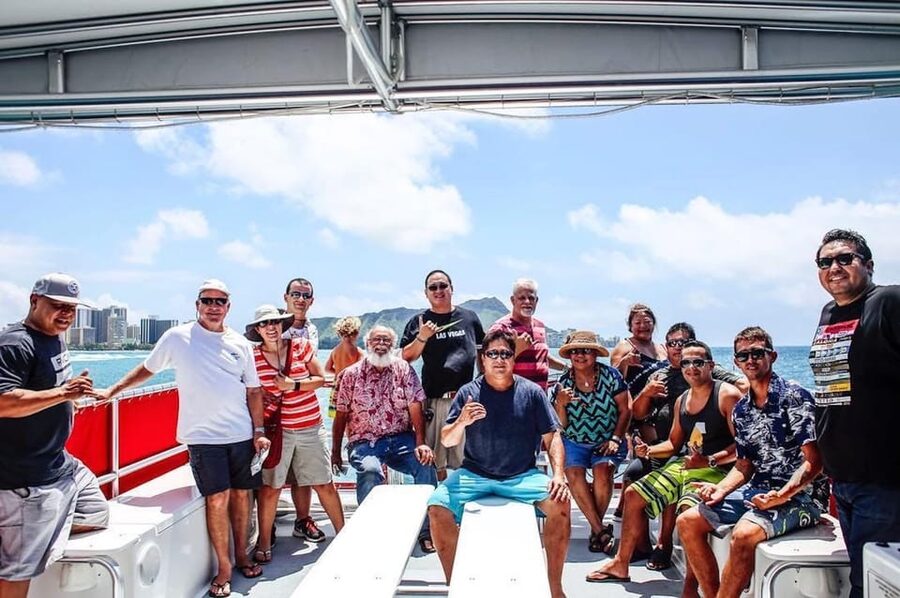 Honolulu: Glass Bottom Boat Tour along Oahu's South Shore - Is $40 a fair price for one hour?